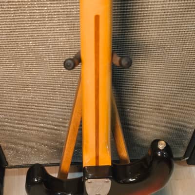 Fender Stratocaster with 3-Bolt Neck, Maple Fretboard 1975 Sunburst image 12