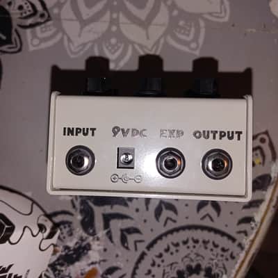 Stone Deaf FX Fig Fumb V2 Grey w/ Box image 3
