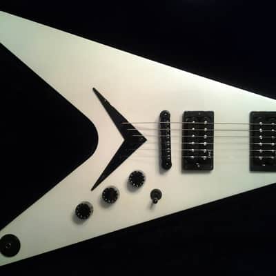 Dean Flying V- USA Metallic White image 1