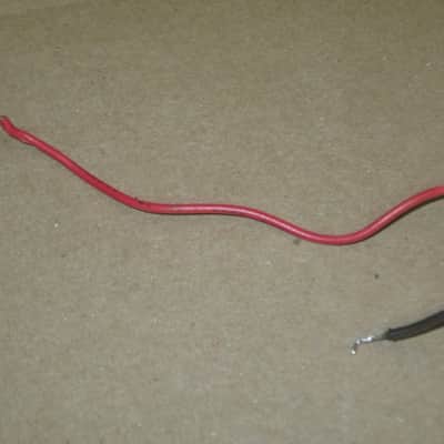 3 used genuine BOSS older battery clips (1 GRAY, early 1980s / 2 BLACK - one late from 1980s, other from 1990s) (NO pedals) - also including 2 new NON Boss battery clips, 2 extra wires, 2 pieces heat shrink tubing (AS IS / FINAL SALE- read description) image 19