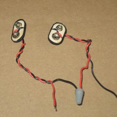 used 1980s genuine DOD double 9v battery clip for Performer Series pedals (NO pedals included / NO other parts included) battery clips work fine (pedal & internal parts seen in pictures provided as a reference) image 17