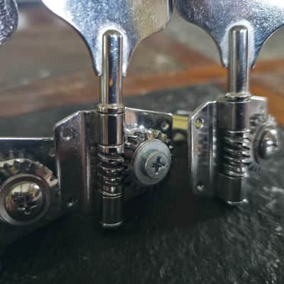 Peavey Fury bass tuners 4-in-line USA 1993 - nickel image 2