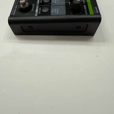 TC Helicon Voicetone Double Doubler Overdubbing Vocal Effect Pedal + PSU image 4