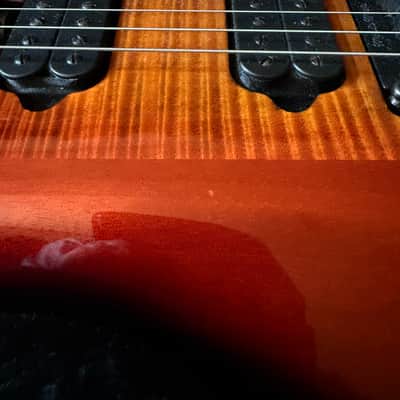 Music Man Majesty 6 - Ember Glow image 9