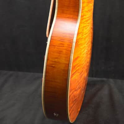 Eastman AR580CE-HB Archtop Honeyburst image 9