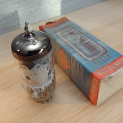Rare 1958 NOS NIB TELEFUNKEN ef86 silver MEDICAL grade VERY STRONG tube preamp limiter tube mic U67 image 3
