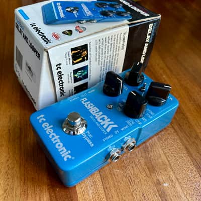 TC Electronic Flashback Delay & Looper 2014 - 2017 - Blue image 2
