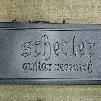 Schecter Molded Hard Case For Stiletto - Black image 4