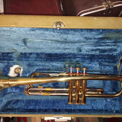 Yamaha YTR-232 Trumpet, Case & MP, Japan, good playing, acceptable physical condition image 2