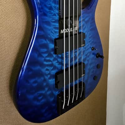 Modulus Quantum 5 Fretless 2007 - Blue Sunburst image 2