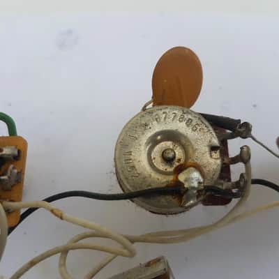 1978 FENDER STRATOCASTER PICKUPS & POTS / HARNESS image 3