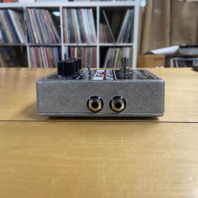 Electro-Harmonix Octave Multiplexer Analog Sub-Octave Generator (XO) 2007 - 2021 - Silver / Black image 6