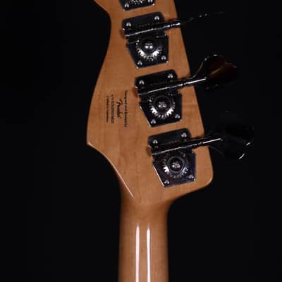 Squier Classic Vibe '60s Jazz Bass, Laurel FB, 3-Color Sunburst image 10