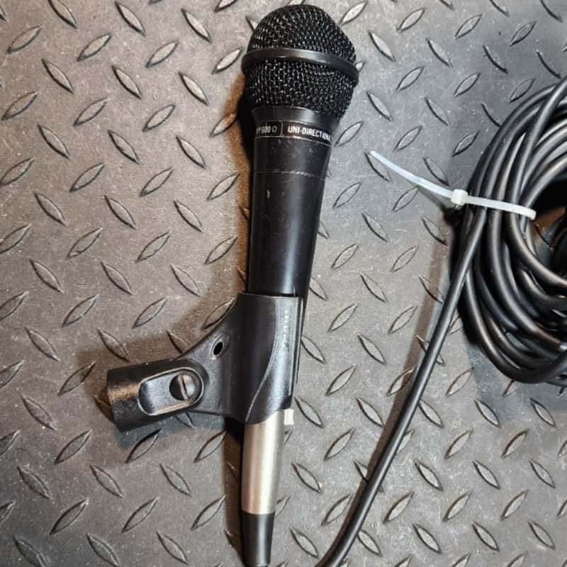 Crate CM100L Uni-Directional Dynamic Microphone with Cable 2000's - Black Mic image 1