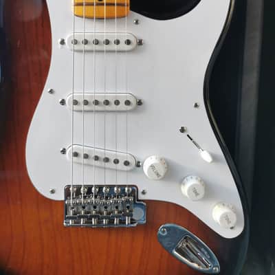 Fender 70th Anniversary American Vintage II 1954 Stratocaster 2024 - 2-Color Sunburst image 12