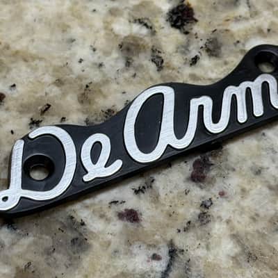 DeArmond Amp or case logo emblem badge image 2