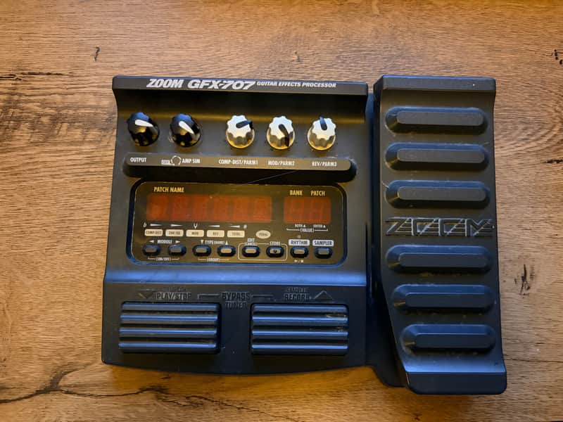 Zoom GFX-707