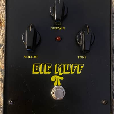 Electro-Harmonix Big Muff Pi V7 Black Russian “6 Screws” 2001 image 4