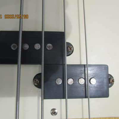 Univox Professional Bass Guitar, 1970's, Japan, Case, Changes image 5