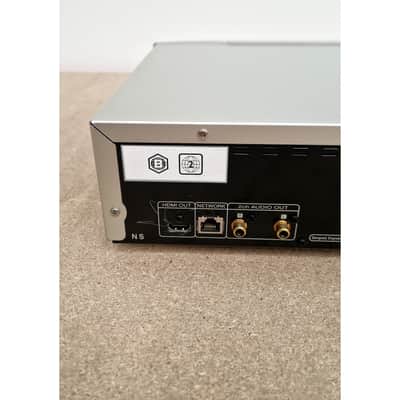 Marantz UD5007 - Blu-Ray Player - Like New w/ Original Box image 14