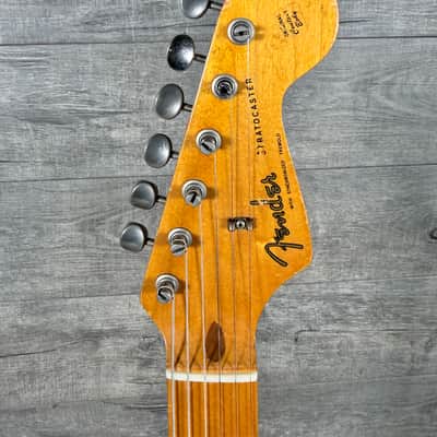 Fender V000 Serial Number American Vintage 1957 RI Stratocaster 1982 - Black image 11