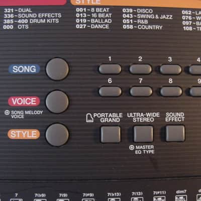 Yamaha PSR-E263 61-Key Portable Keyboard 2017 - Present - Black image 16