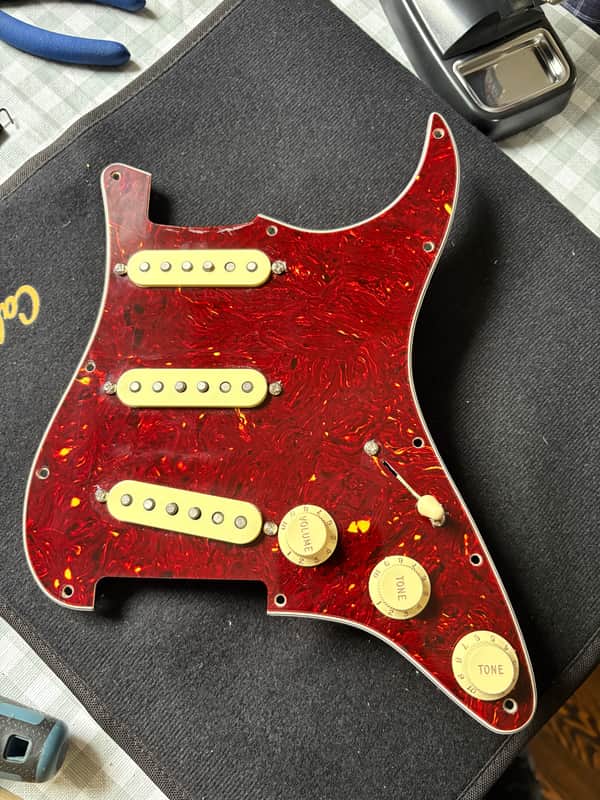 Fender Custom Shop Fat '50s Stratocaster 11-Hole Pickguard 4-Ply Pre-Wired - Tortoise Shell image 1