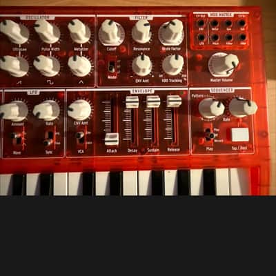Arturia MicroBrute Red 25-Key Synthesizer 2014 - 2021 - Red image 5