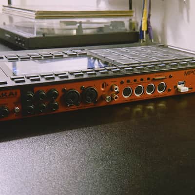 Akai MPC Live III Standalone Sampler / Sequencer 2025 - Present - Black image 2