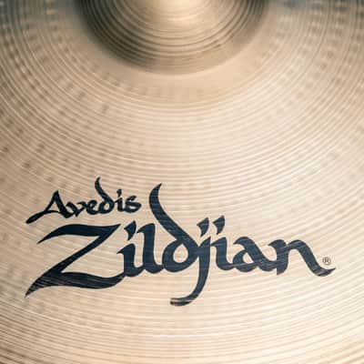 Zildjian 17" Avedis Fast Crash (Mint) image 5