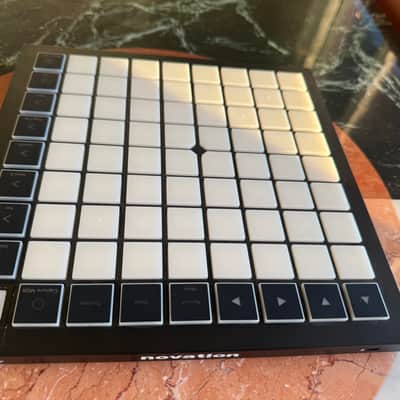 Immagine Novation Launchpad X MIDI Controller - 3