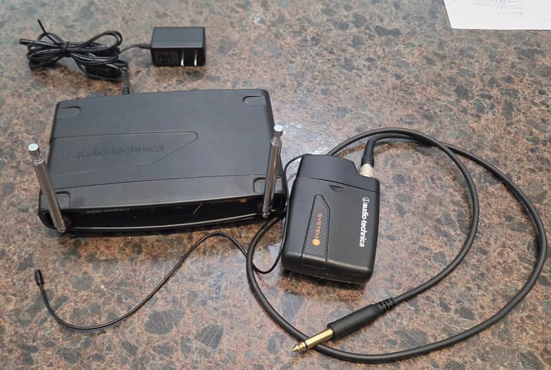 Audio-Technica System 8 Wireless Instrument System image 1