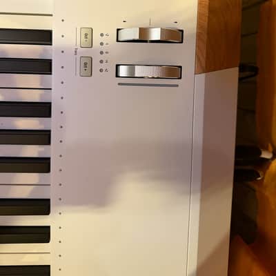 Arturia AstroLab 61-Key Stage Keyboard 2024 - Present - White image 7