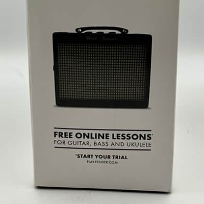 Fender MD20 Mini Deluxe Amplifier 2010s - Black image 3