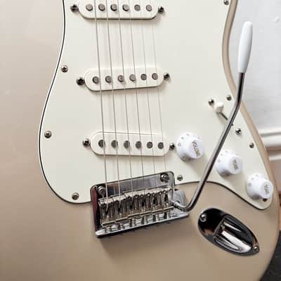 Electric Guitar Fender American Standard 2008 - Blizzard Pearl Maple Neck image 7