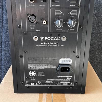 Focal Alpha 50 Evo Powered Studio Monitor (Pair) 2021 - Present - Black image 10