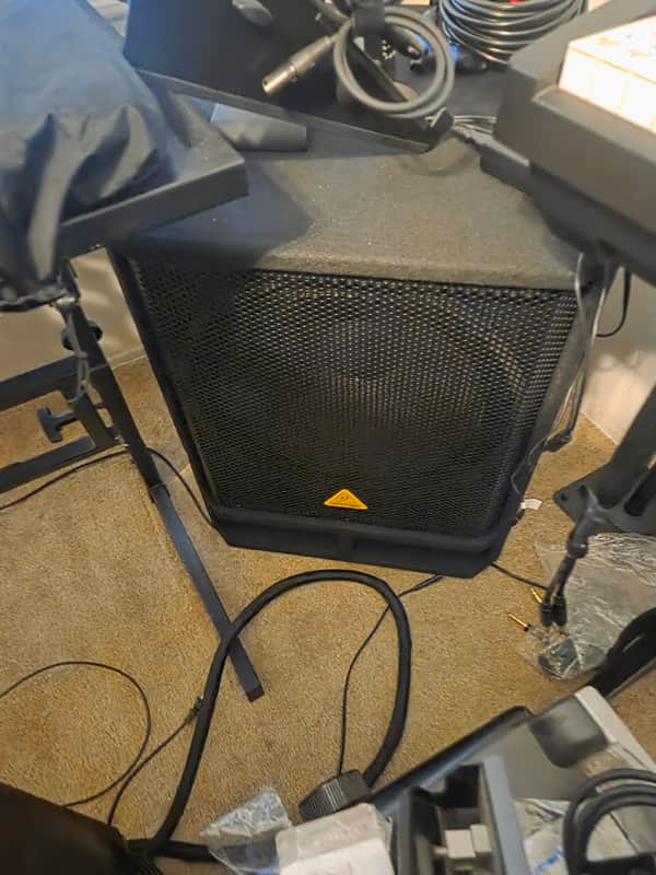 Behringer Eurolive B1200D PRO 500-Watt 12" Powered Subwoofer 2014 - Present - Standard image 1