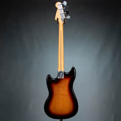 Fender Player II Mustang Bass PJ Maple Fingerboard - 3-Color Sunburst - B-Stock - MX25059268B image 6