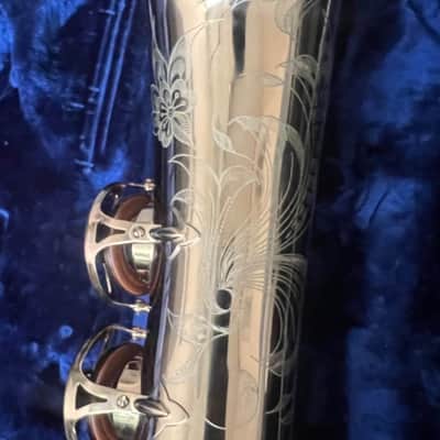 JL Woodwinds Tenor Saxophone + case + mouthpieces image 2
