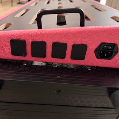 Creation Music Company Pedalboard (24x12.5) w/ Road Case image 5