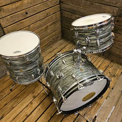 Ludwig Classic Maple Drum Kit, Blue Oyster Pearl 1960s Fab Format USED! RKCLK280126 image 3
