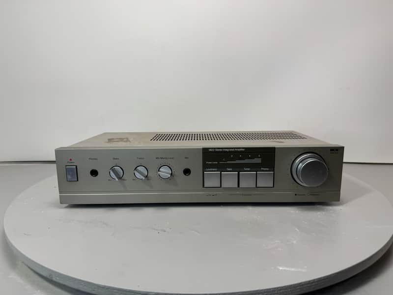 MCS 683-2822 Receiver Stereo Vintage HiFi 2 Channel Tuner Home Audio AM/FM image 1