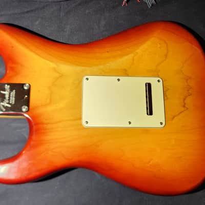 2011 Fender American Standard Stratocaster with Rosewood Fretboard - Sienna Sunburst image 14