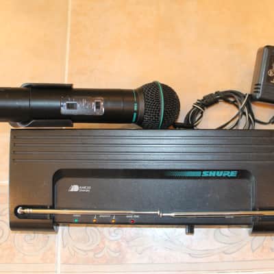 Shure BG 3.0 Handheld mic & Marcad Diversity Receiver Wireless System image 1