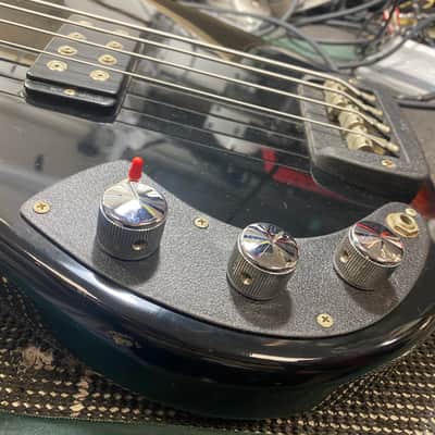 1983 G & L L-1000 - Black - OHSC Included - Lefty! image 12