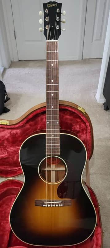 Gibson LG-2 1950's (2022) Sunburst "MINT" image 1