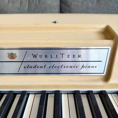 Early 1968 Wurlitzer 206 Just Serviced - SUPER CLEAN! image 7