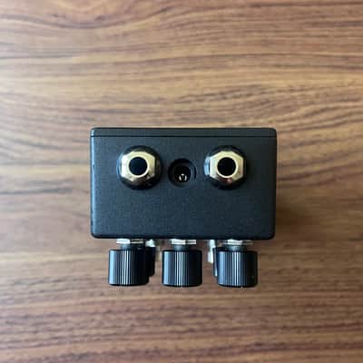 Walrus Audio Monument Harmonic Tap Tremolo V2 Limited Edition - Reverb Exclusive 2019 (Only 100 made) - Blackout image 9