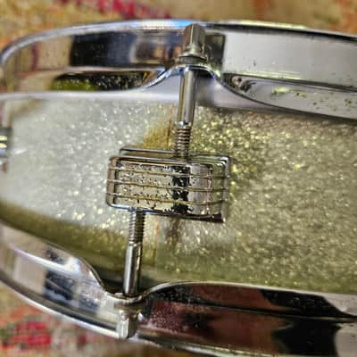 Ludwig Jazz Combo 13x3" Silver Sparkle 6-Lug Piccolo Snare - Granitone Interior image 7