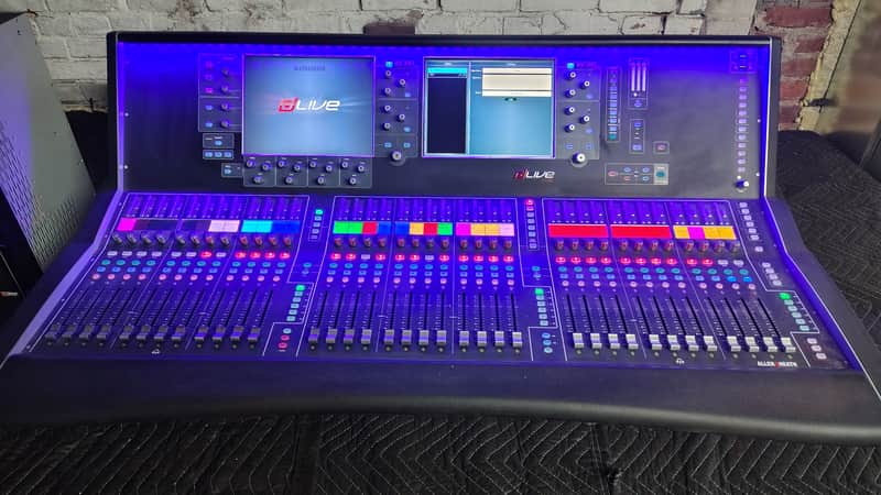 Allen & Heath DLive S7000 with DM64